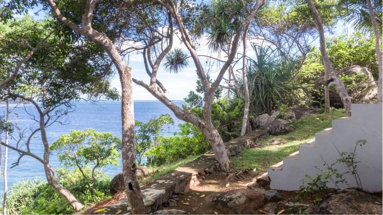 Palace Mirissa Bagian luar foto